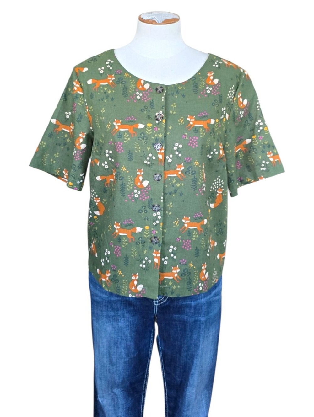ModCloth Princess Highway Fox Print Cottagecore Button Front Blouse Size 10 - Picture 2 of 9